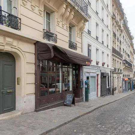 Montmartre Apartment