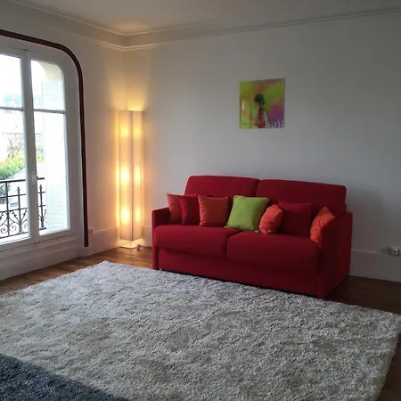 Montmartre Apartment Paris